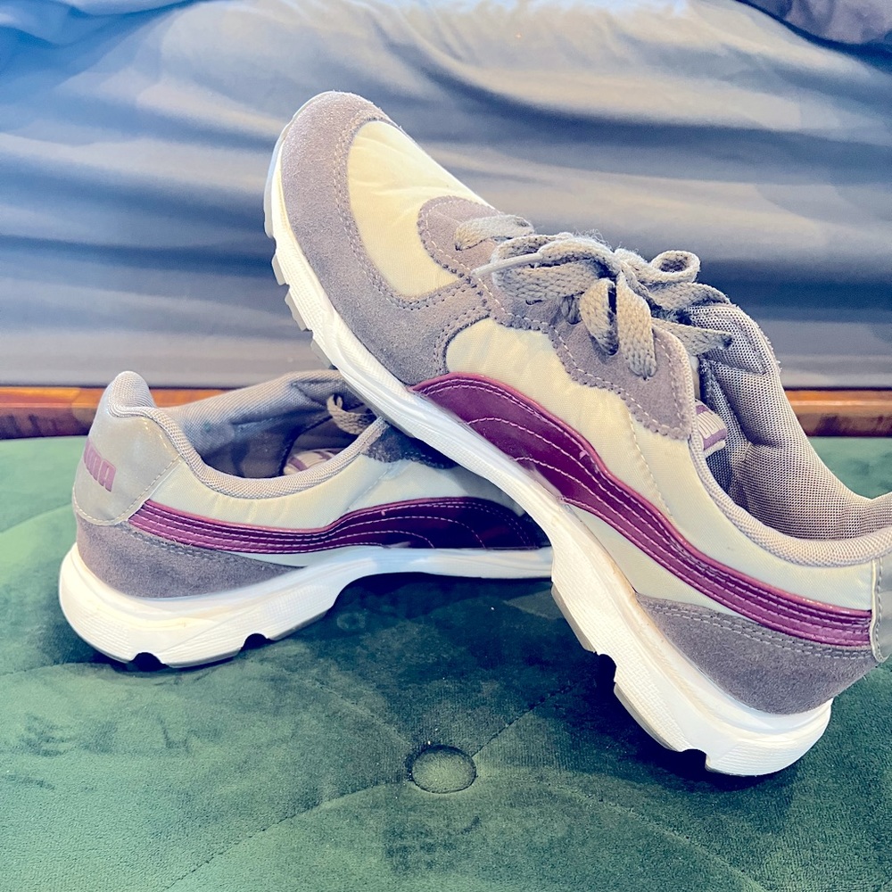 Ladies Puma Sneakers